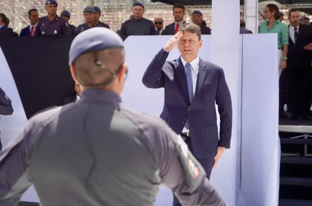 Tarcísio corta dinheiro para perícias para 2026 em SP