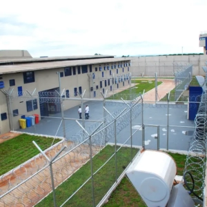 Presos denunciam ameaças de morte em Taiúva e conivência de direção