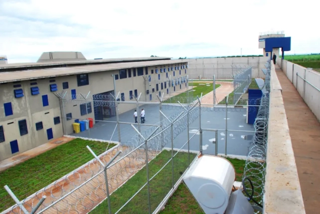 Presos denunciam ameaças de morte em Taiúva e conivência de direção