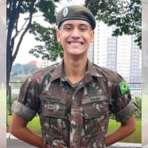 Mãe relata desconfiança após morte do filho no Exército