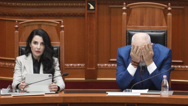 Partido no poder albanês recusa-se a apoiar o levantamento da imunidade do ex-vice-primeiro-ministro