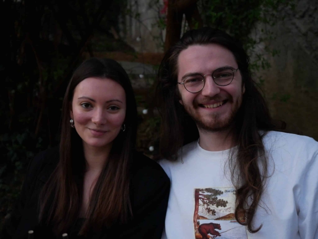 Fugindo da Sérvia, a história de um estudante ativista é contada no palco